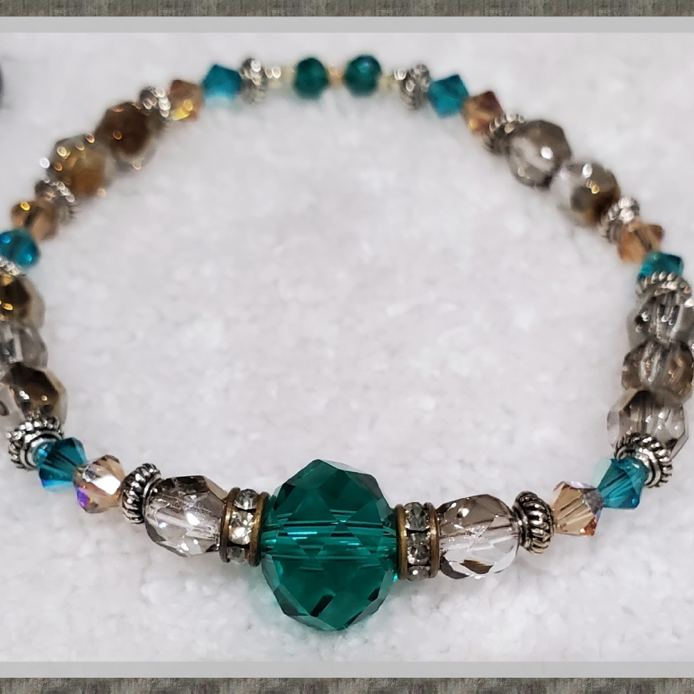 Crystal and glass beaded hand made bracelet